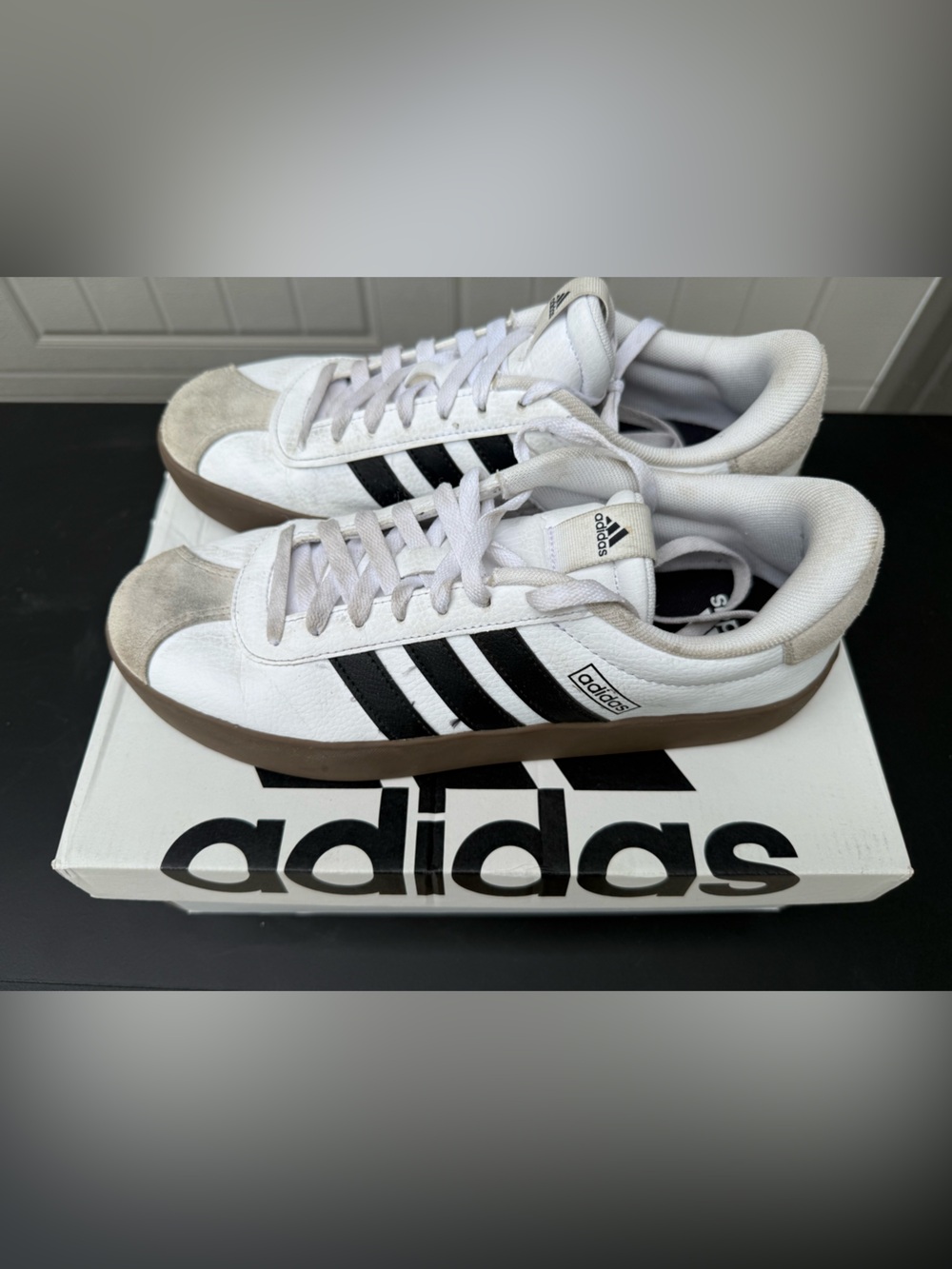 Adidas VL Court 3.0 Size 8.5 White & Black Low-Profile Sneakers Gum Outsole